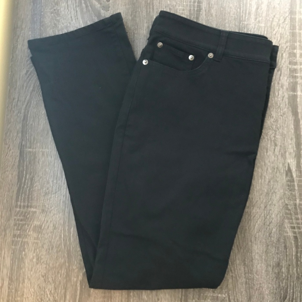 NEVER WORN RALPH LAUREN STRAIGHT LEG JEANS